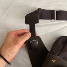 Load image into Gallery viewer, 2000s Mandarina Duck Plum Ballistic Nylon Holster Bag - Size OS