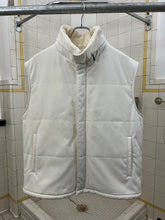 Load image into Gallery viewer, 2000s Samsonite ‘Travel Wear’ Padded Vest - Size M