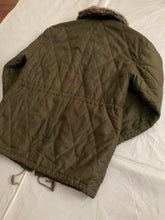 Load image into Gallery viewer, 1990s Armani Olive Quilted M65 Field Jacket with Fur Collar - Size M
