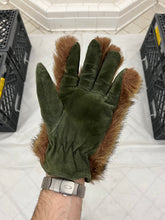 Load image into Gallery viewer, 1990s Armani Fur Gloves - Size L