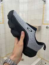 Load image into Gallery viewer, 2000s Oakley ‘Flesh’ Slip-On Shoes in Silver - Size 12 US