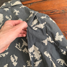 Load image into Gallery viewer, ss1995 CDGH+ Digi Camo Jacket - Size M