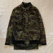 Load image into Gallery viewer, 2000s Vintage Griffin DPM Jacket with Hidden Inside Back Pocket - Size M