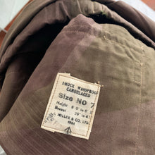 Load image into Gallery viewer, 1940s Vintage WW2 British SAS Brushed Camo Smock - Size XL