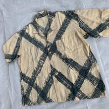 Load image into Gallery viewer, 1980s Issey Miyake Diagonal Dyed Shirt - Size XL