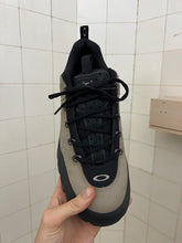 Load image into Gallery viewer, 2000s Oakley ‘Nail’ Low Top in Sand - Size 12 US