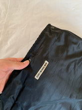 Load image into Gallery viewer, aw2000 Issey Miyake Large Transformable Waistbag/Cargobag - Size OS