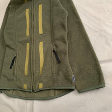 Load image into Gallery viewer, 1990s Lad Musician High Neck Ninja Tech Fleece Jacket - Size M
