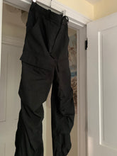 Load image into Gallery viewer, ss2007 Issey Miyake Textured Nylon Tactical Black Pants - Size L