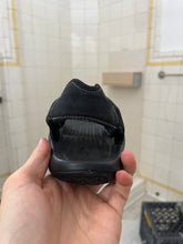 Load image into Gallery viewer, 2000s Oakley ‘Solid Smoke’ Sandals - Size 9 US