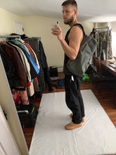 Load image into Gallery viewer, 2000s Mandarina Duck Technical Sling Bag - Size OS