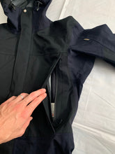 Load image into Gallery viewer, aw2005 Junya Watanabe Goretex Articulated Technical Mountain Jacket - Size M