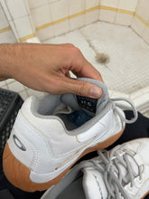 Load image into Gallery viewer, 2000s Oakley 'Radar' Shoes in White and Gum Sole - Size 11.5 US