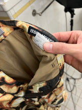 Load image into Gallery viewer, aw2010 Issey Miyake Articulated Nylon Lava Graphic Pant - Size L