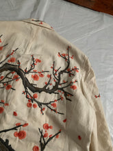 Load image into Gallery viewer, ss1995 Issey Miyake Cream Blazer with Embroidered Sakura Tree - Size L