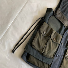 Load image into Gallery viewer, ss2001 Margiela Navy Reconstructed Hunting Vest - Size M