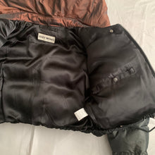 Load image into Gallery viewer, aw1993 Issey Miyake Super High Neck Cropped Puffer Jacket - Size M