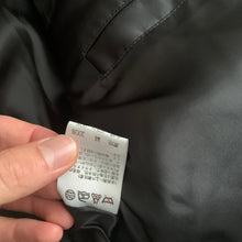 Load image into Gallery viewer, aw1993 Issey Miyake Super High Neck Cropped Puffer Jacket - Size M