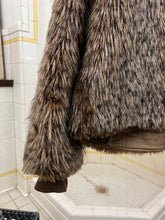 Load image into Gallery viewer, 1990s Armani Furry Jacket Liner - Size L