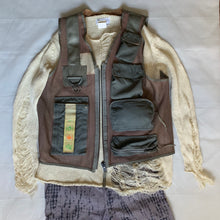 Load image into Gallery viewer, 1990s Yohji Yamamoto Destroyed Cream Knitted Sweater - Size M