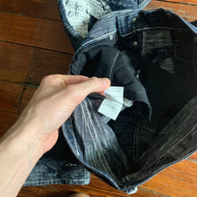 Load image into Gallery viewer, aw2012 Issey Miyake APOC Abstract Circle Graphic Denim - Size M