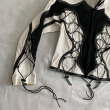 Load image into Gallery viewer, ss2004 Issey Miyake Cropped Bungee Cord Jacket - Size M