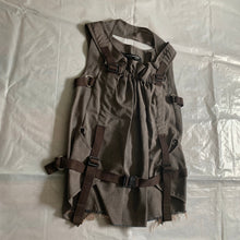 Load image into Gallery viewer, ss2003 Junya Watanabe Parachute Vest - Size M