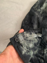 Load image into Gallery viewer, aw1998 Issey Miyake Green Dyed Synthetic Jacket with Side Zippers - Size M