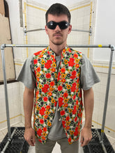 Load image into Gallery viewer, ss2018 Comme des Garcons Homme Plus Vibrant Toned Embroidered Vest - Size S
