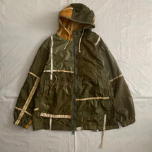 Load image into Gallery viewer, 2000s Vintage Jipijapa British Reconstructed Parachute Fabric Jacket - Size L