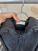 Load image into Gallery viewer, 2000s Levis Engineered Jeans Coated Technical Parachute Jacket (BLUE) - Size M