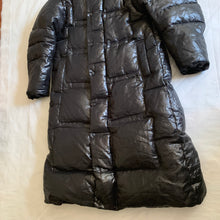 Load image into Gallery viewer, aw1999 Issey Miyake Synthetic Coated Long Down Jacket - Size L