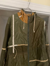 Load image into Gallery viewer, 2000s Vintage Jipijapa British Reconstructed Parachute Fabric Jacket - Size L