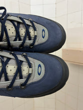 Load image into Gallery viewer, 2000s Oakley ‘Nail’ Low Top in Blue - Size 12 US