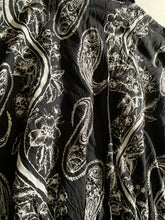 Load image into Gallery viewer, ss1996 Issey Miyake Light Cropped Paisley Jacket with Layered Pocket Details - Size M