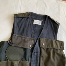 Load image into Gallery viewer, ss2001 Margiela Navy Reconstructed Hunting Vest - Size M