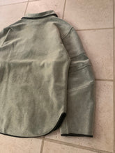 Load image into Gallery viewer, 1990s Griffin Snow Grey Micro-Fleece Jacket with Articulate Sleeves - Size L