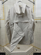 Load image into Gallery viewer, 2000s Samsonite ‘Travel Wear’ Light Jacket with Mesh Front Pockets and Back Cargo Pocket - Size M