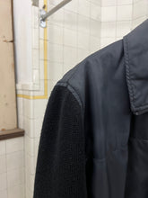 Load image into Gallery viewer, 2000s Samsonite ‘Travel Wear’ Nylon Jacket with Ribbed Sleeves - Size L