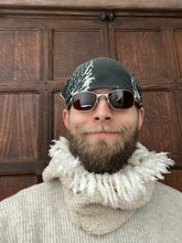 Load image into Gallery viewer, 1990s Final Home Artic Boucle Hood - Size OS