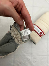 Load image into Gallery viewer, 1990s Salomon Thinsulate Nylon Mittens - Size M
