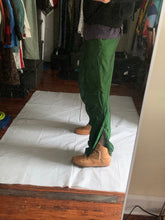 Load image into Gallery viewer, ss2007 Issey Miyake True Green Textured Nylon Tactical Pants - Size L