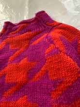 Load image into Gallery viewer, 2001 Junya Watanabe Pink and Red Houndstooth Sweater - Size S