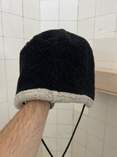 Load image into Gallery viewer, 2000s Oakley Fleece Hunting Hat - Size OS