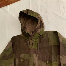 Load image into Gallery viewer, 1940s Vintage WW2 British SAS Brushed Camo Smock - Size XL