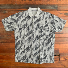 Load image into Gallery viewer, 1980s Issey Miyake Grey Oversized Printed Shirt - Size L