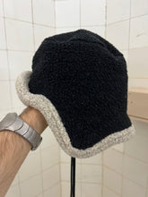 Load image into Gallery viewer, 2000s Oakley Fleece Hunting Hat - Size OS