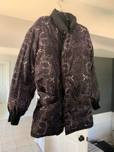 Load image into Gallery viewer, 2000s Issey Miyake Extended Graphic Lined Puffer Jacket - Size L