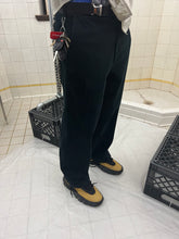Load image into Gallery viewer, 2000s Samsonite 'Travel Wear' Black Belted Twill Pants - Size L