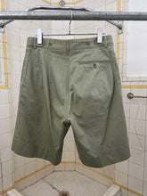 Load image into Gallery viewer, 1990s Katharine Hamnett Pleated Shorts - Size M